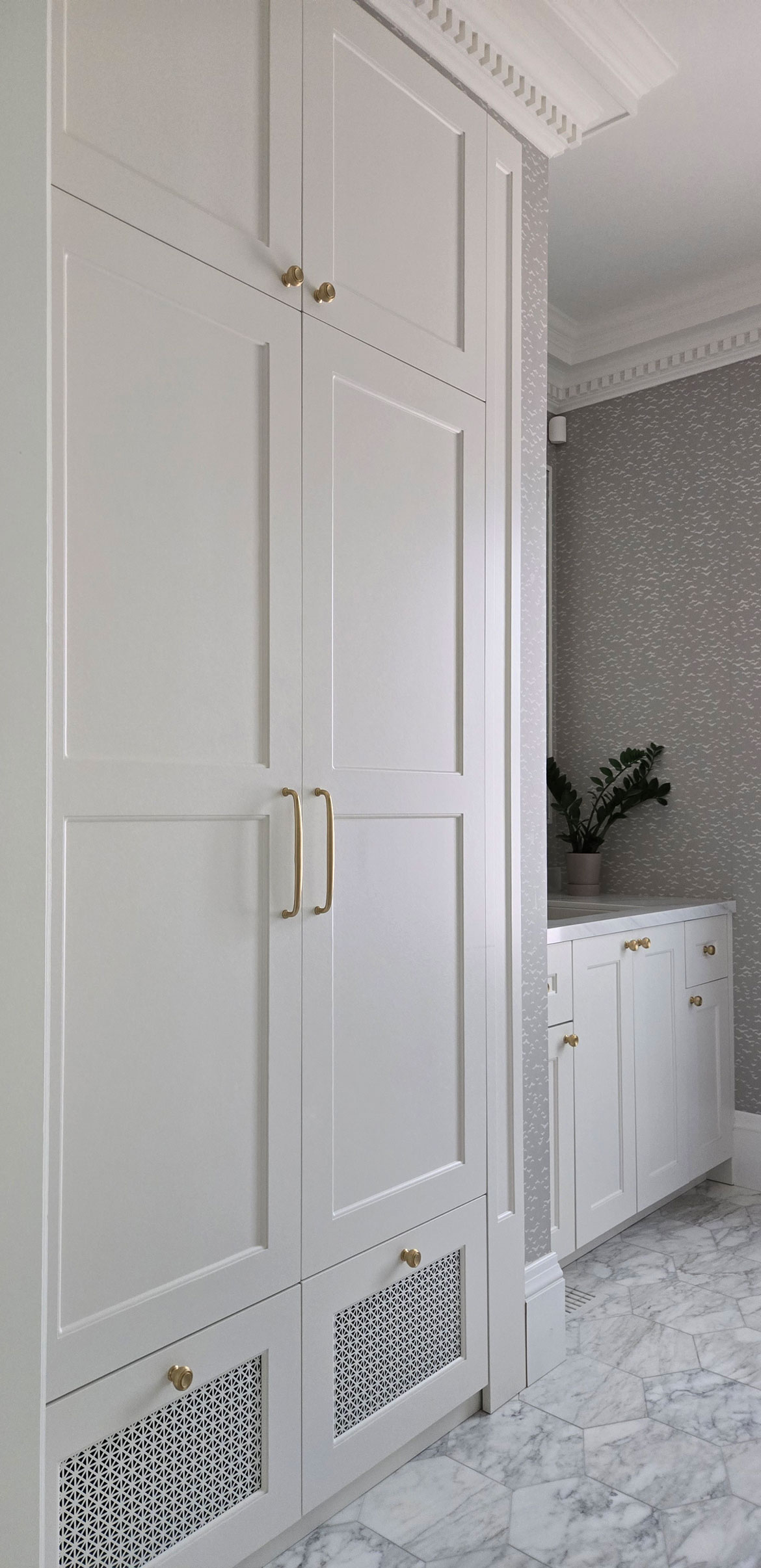 bathroom storage