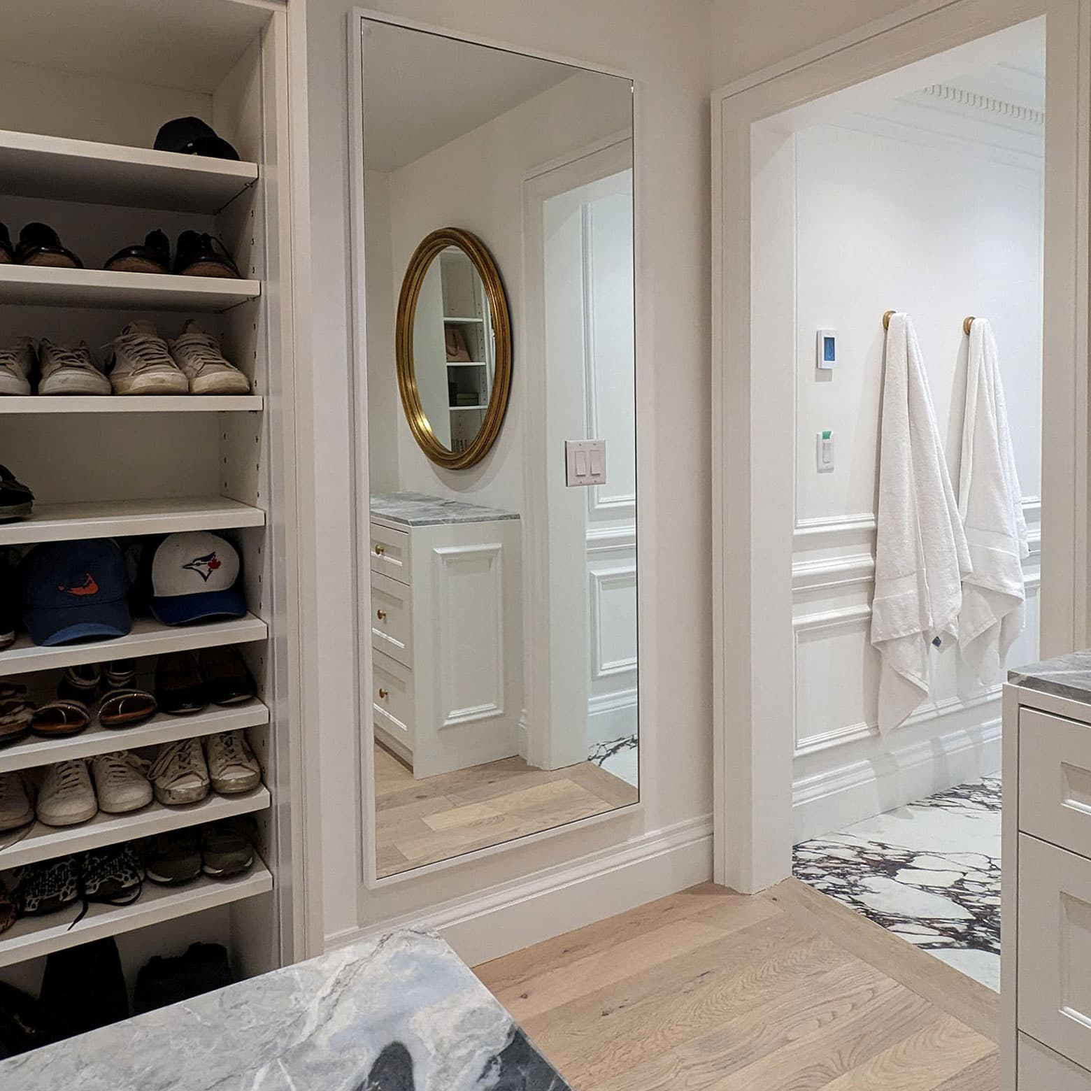 walk in closet
