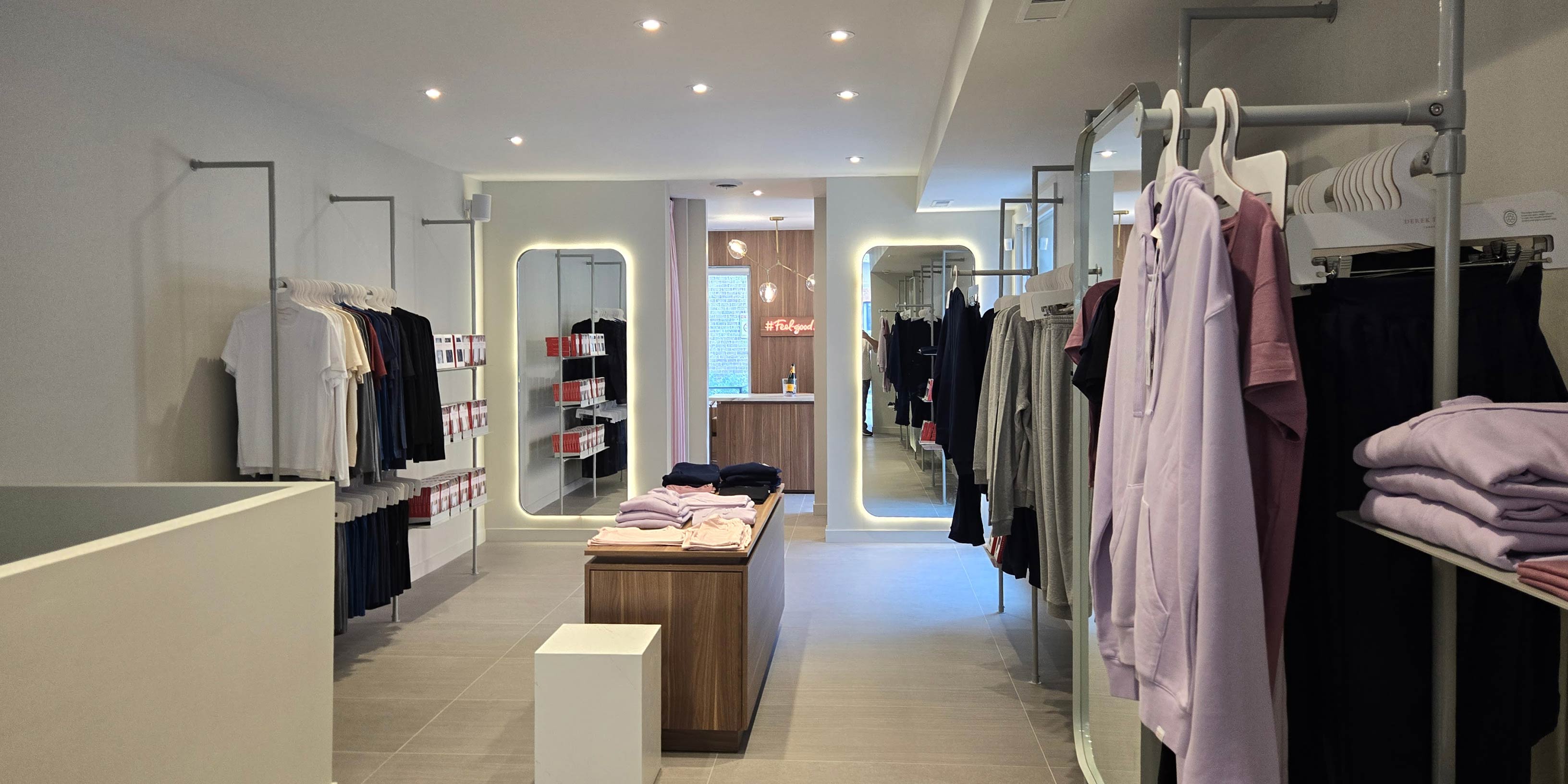 wud commercial fashion showroom